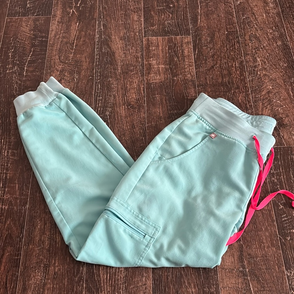 Figs Petite High Waisted Joggers